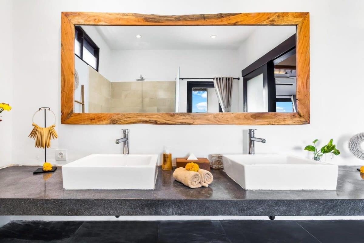 Villa New York - 4 Bdr Pool Luxury Villa, Next To The Forge Bali Seminyak (Bali)