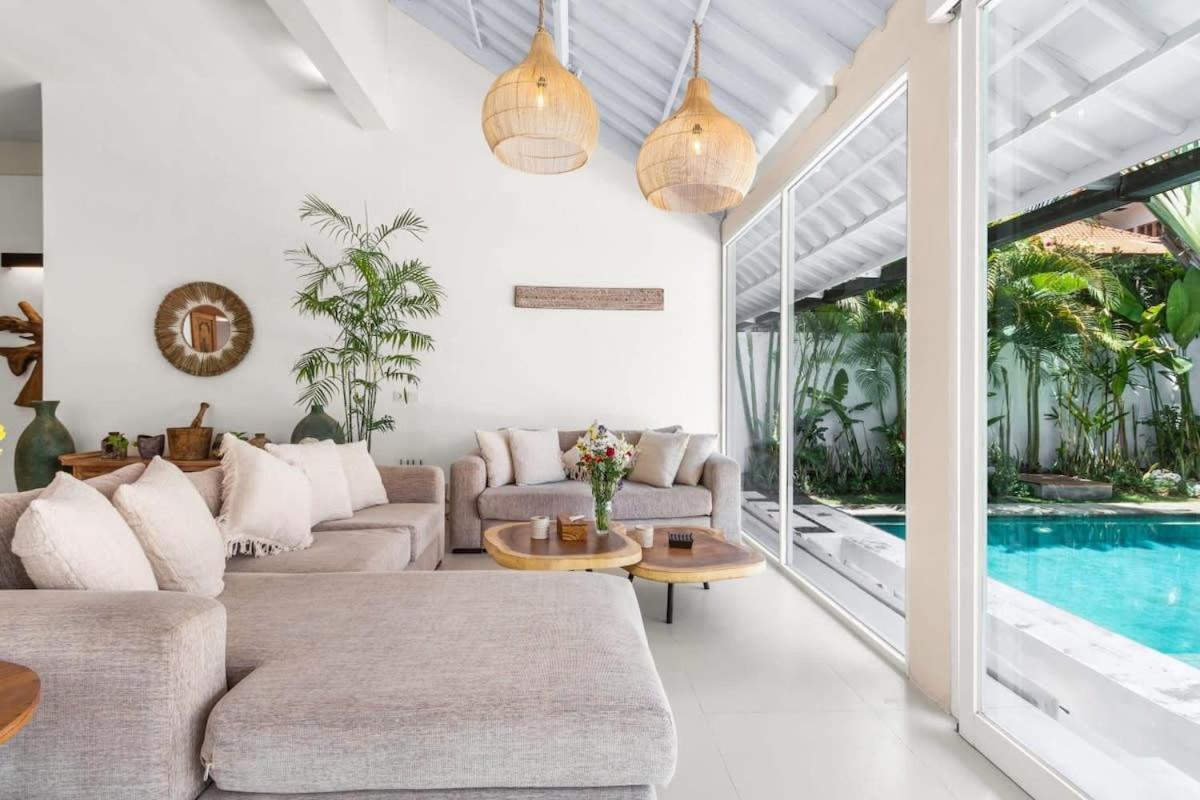 New York - 4 Bdr Pool Luxury Villa, Next To The Forge Bali Seminyak (Bali)